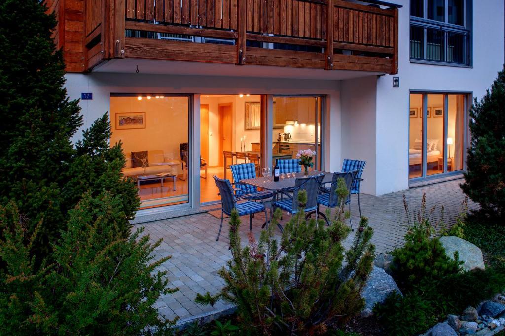 شقة Haus Alpine زيرمات المظهر الخارجي الصورة